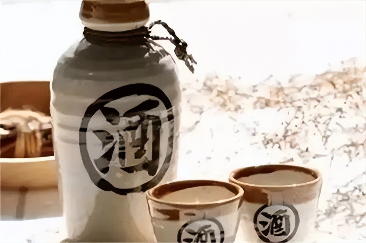 要过年了，走亲拜友要注意，这3种酒千万别送，否则门都不给你开