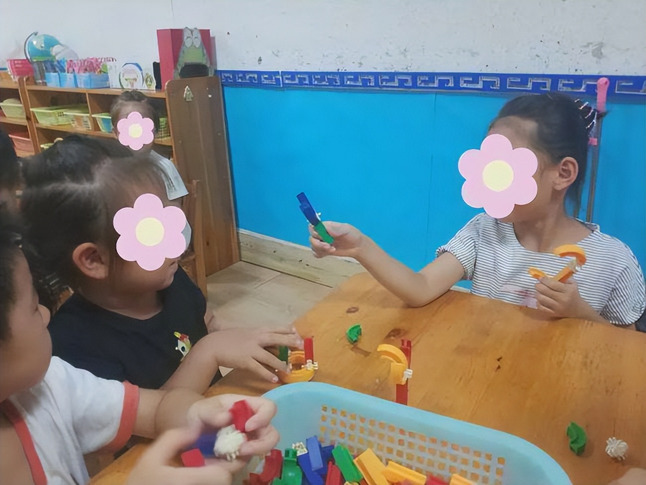 自闭症小孩在幼儿园不做操怎么办,自闭症在幼儿园不睡觉怎么办