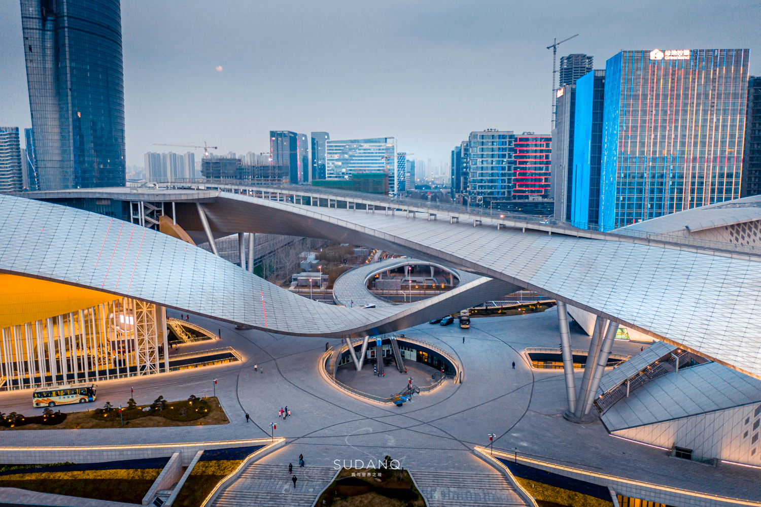 吴江区2023年gdp和财政收入,吴江区黎里镇2021年gdp是多少