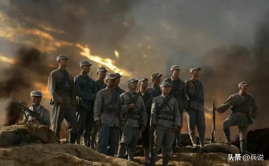 *药弹**不够怎么办？战士说：从敌尸上收*药弹**，是我的老本行