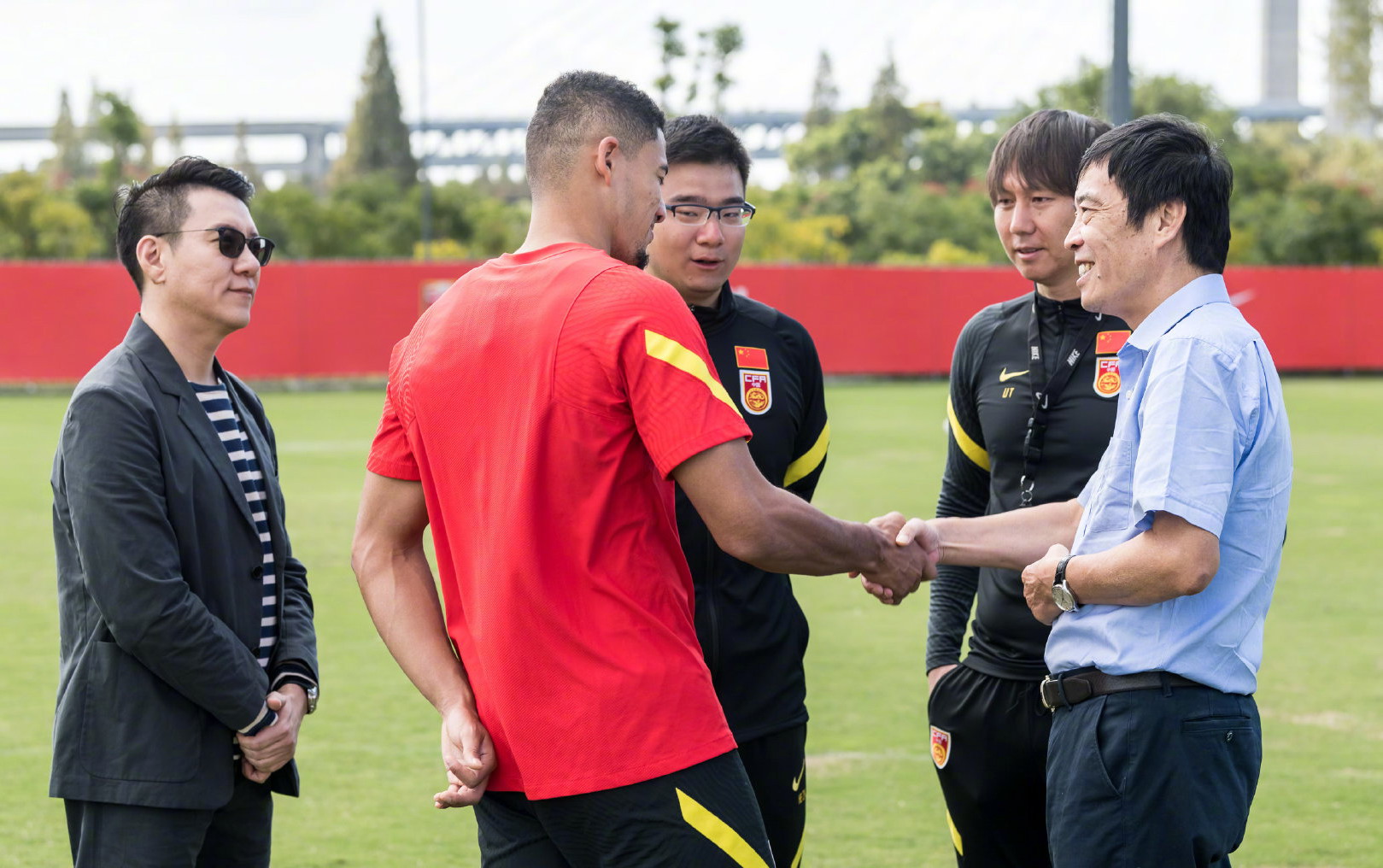 中国足球名宿评价李铁,归化球员为何不能踢世界杯