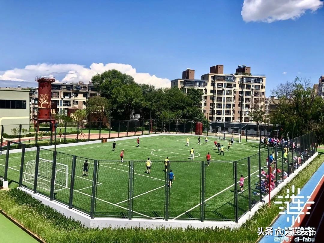 家门口室内新运动馆,家里的运动场地