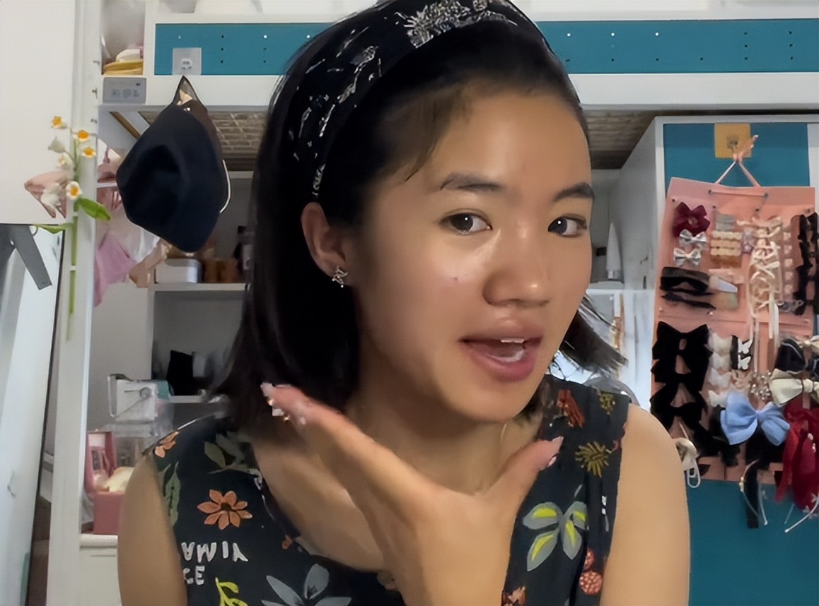 鏉庡嫆浼樻斁鏆戝亣宕旀檵甯﹀厔寮熷紑璞溅,鏉庡嫆浼樺磾鏅嬩竴瀹朵汉杩樻媿浜嗗叏瀹剁