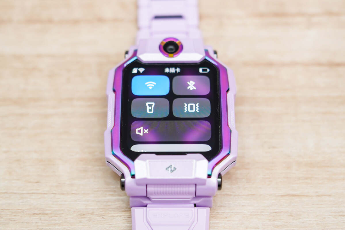 z9小天才电话手表有哪些功能,小天才z9手表调整表带