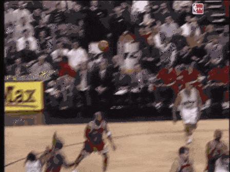 篮球飞人樱木花道的球衣号是多少,最伟大的篮球运动员排名樱木花道