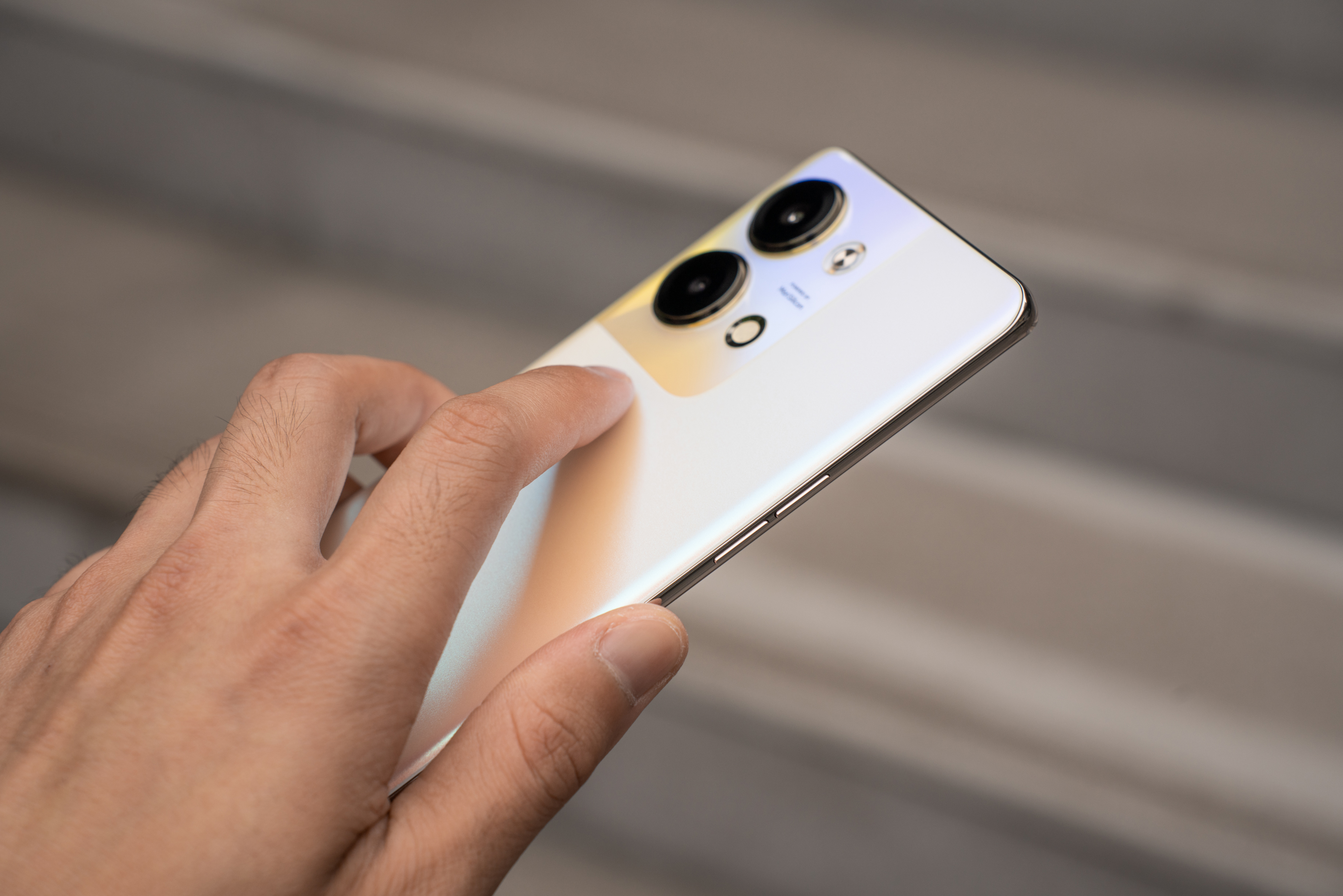 2499元起opporeno10系列发布,opporeno9pro系列手机值得买吗