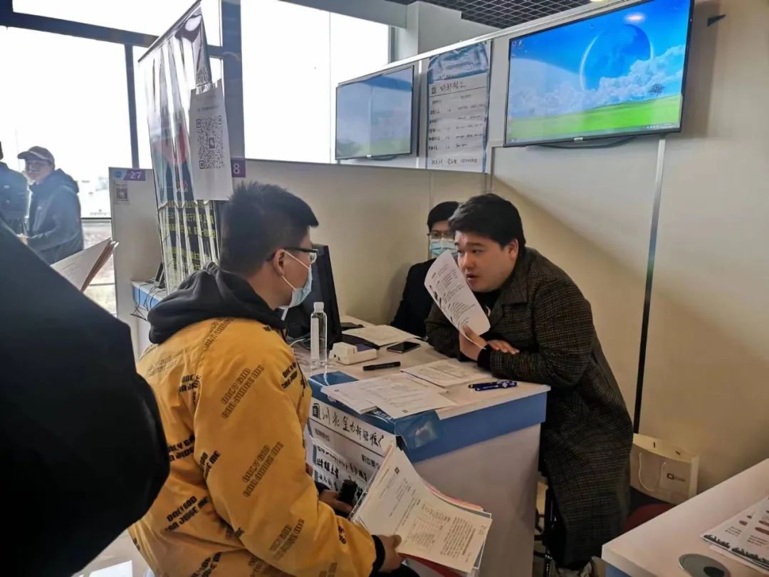 服务企业促发展扩大就业惠民生▏全市重点企业暨民营企业服务月专场招聘会成功举办