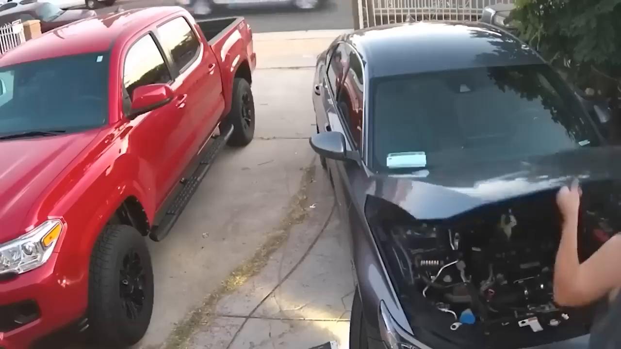 100个摄像头拍摄到的诡异现象,十个相机捕捉的诡异画面