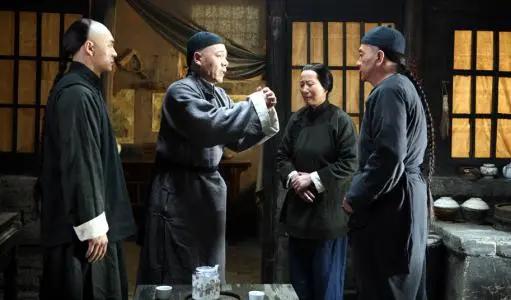 走进老舍的茶馆品尽世间百态,茶馆的三重境界