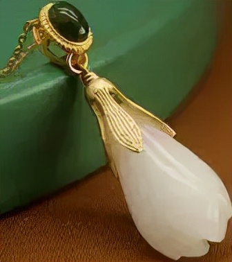 有眼不识金镶玉典故,有眼不识金镶玉完整句子是什么