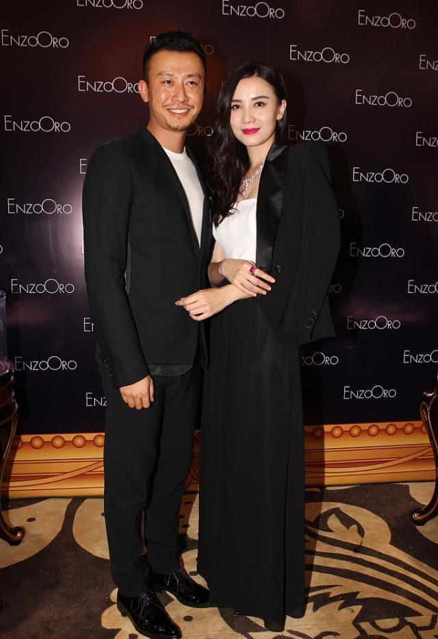 宋佳白裤子穿搭,宋佳牛仔外套搭配图片