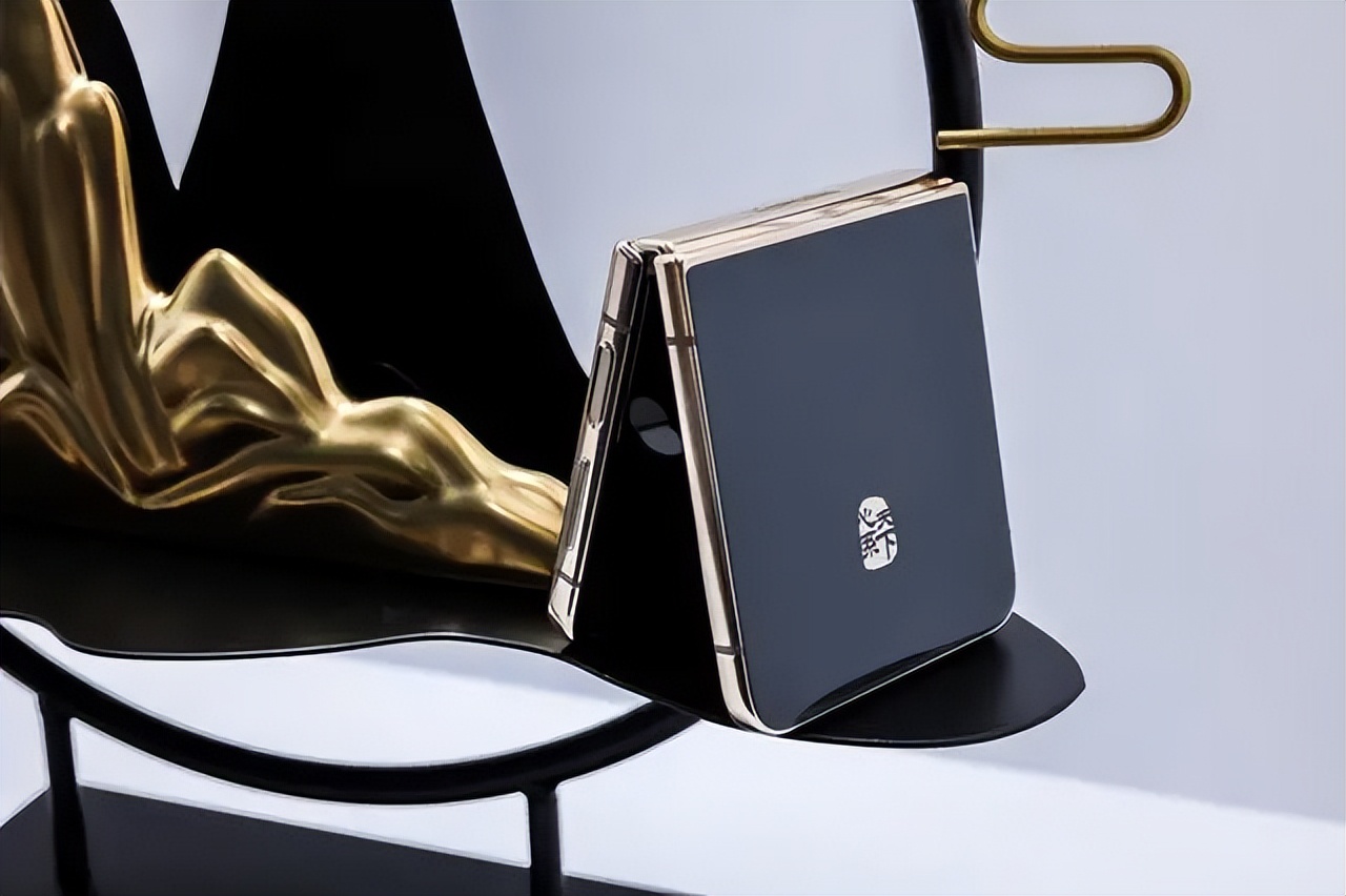 三星折叠屏手机目前价格,三星折叠屏手机正式开售