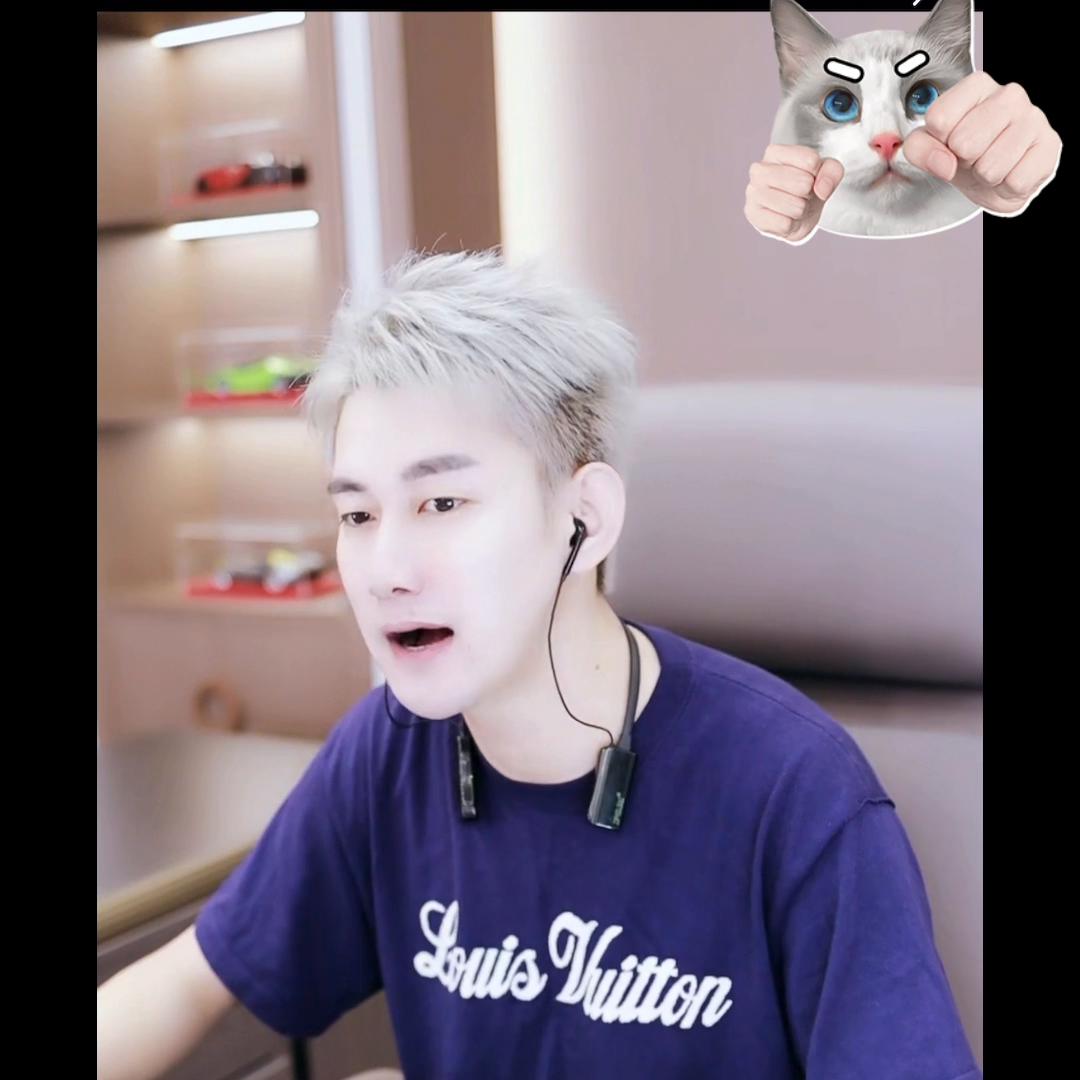 难怪玄律老婆给他直播间装监控，这小子犯过错误呀😂@玄律