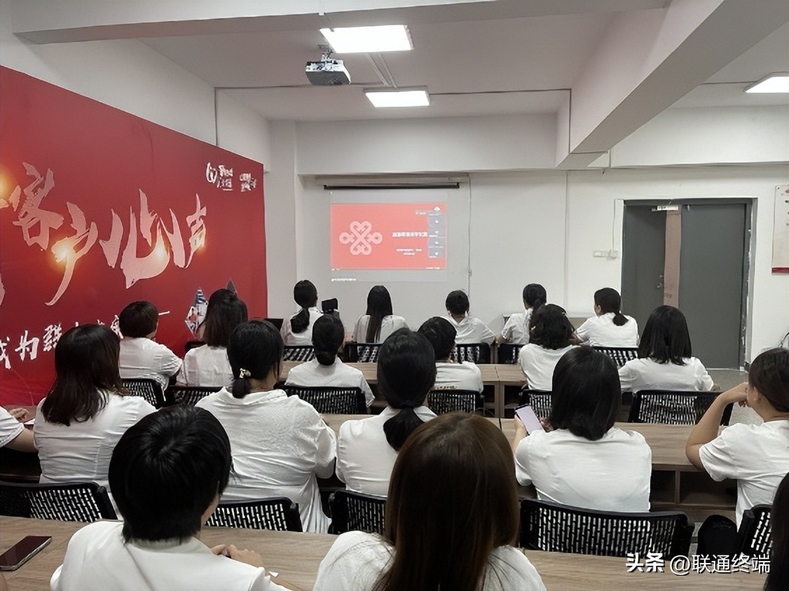 用“星”服务，打造尊享购机新体验。