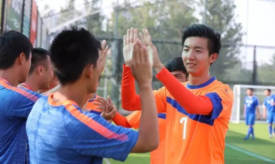 世界杯结束心中热爱不能停止,人们对于足球的热爱世界杯