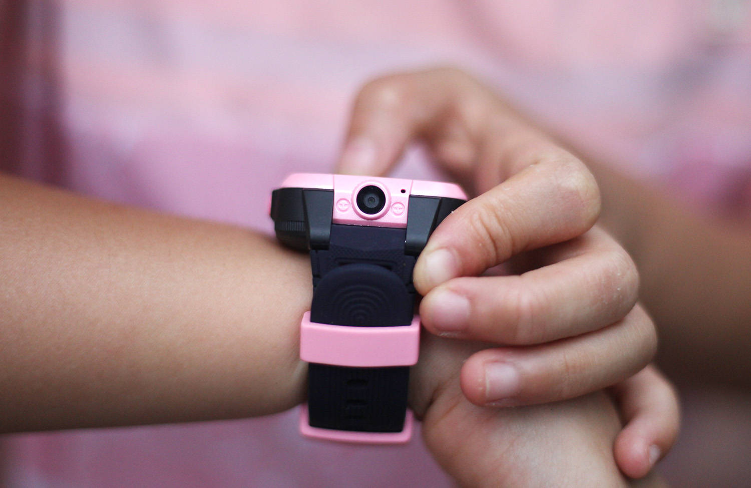 带小朋友去买小天才儿童电话手表,小寻3儿童电话手表测评