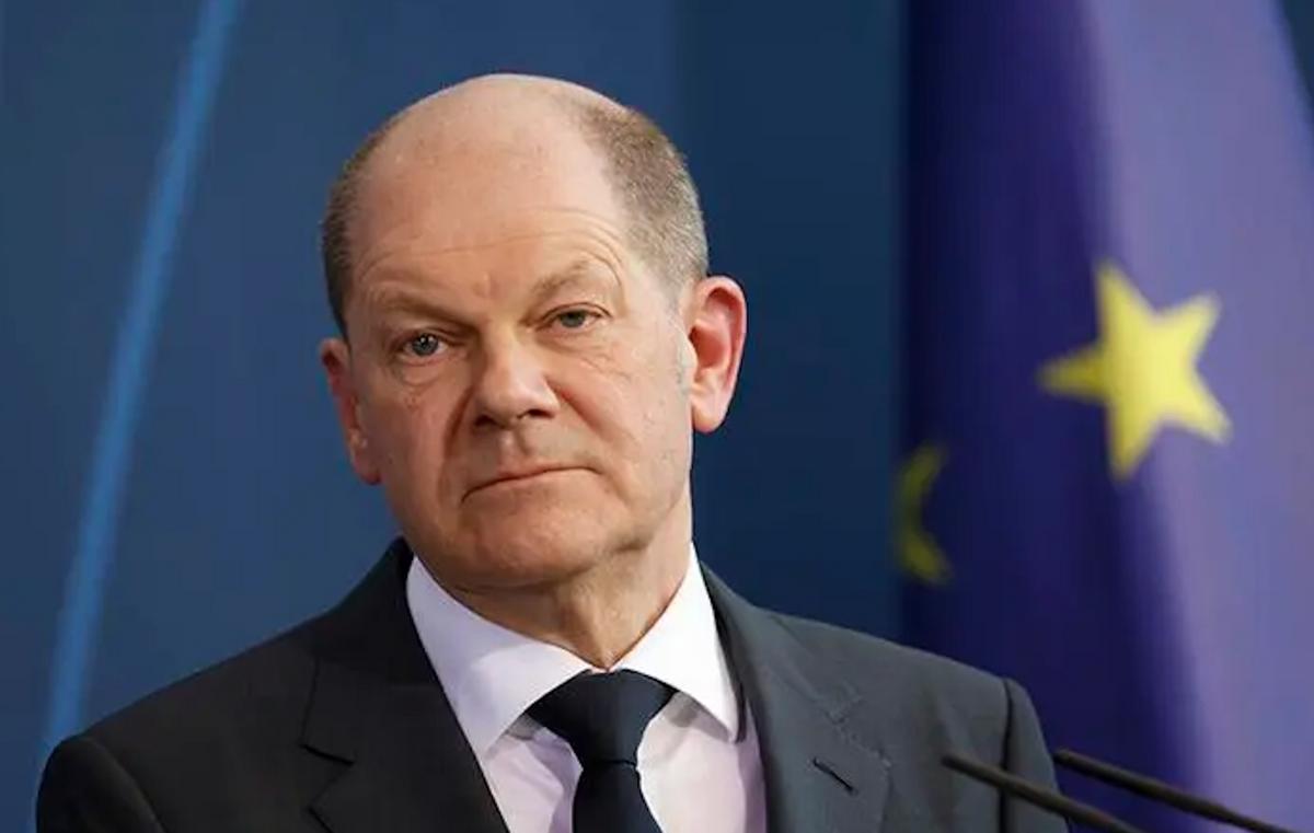 差不多被逼到绝路，警车变“手推车”，法国紧急开设绿色通道