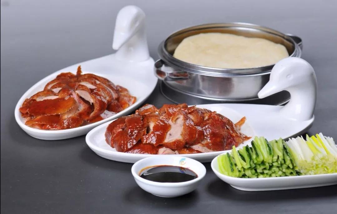 北京烤鸭的历史渊源,北京烤鸭是哪个地方的特产
