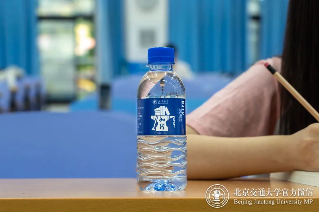 饮水思源的经典句子,饮水思源成语故事