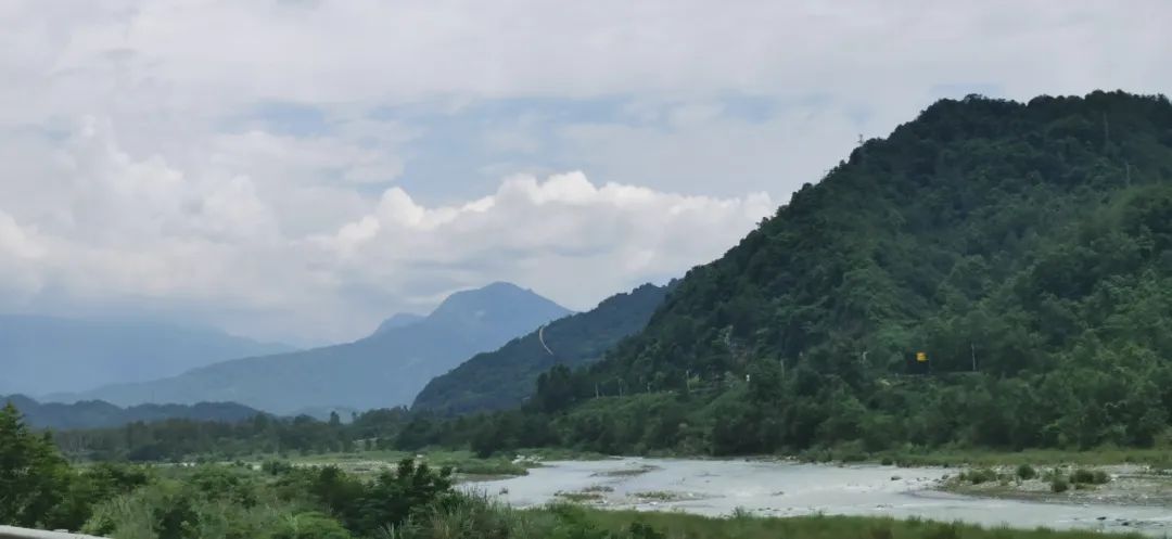 褰窞鐧介箍灏忛晣闇嶆牸娌冭尐,褰窞闇嶆牸娌冭尐