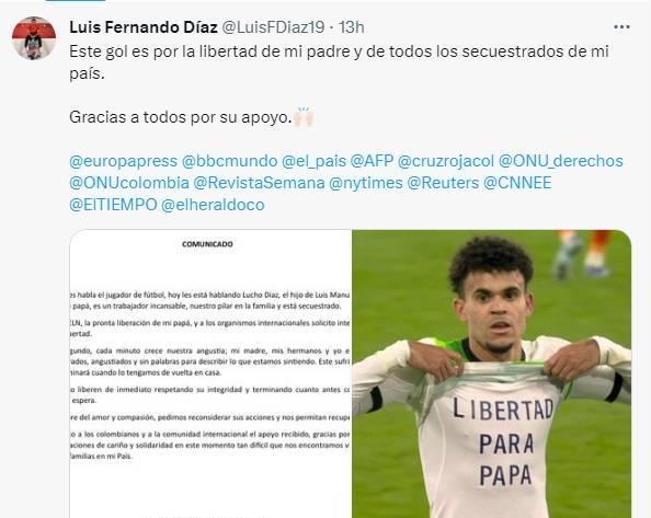 英超进球后纪念自己的父亲,英超球员进球后举老爸照片