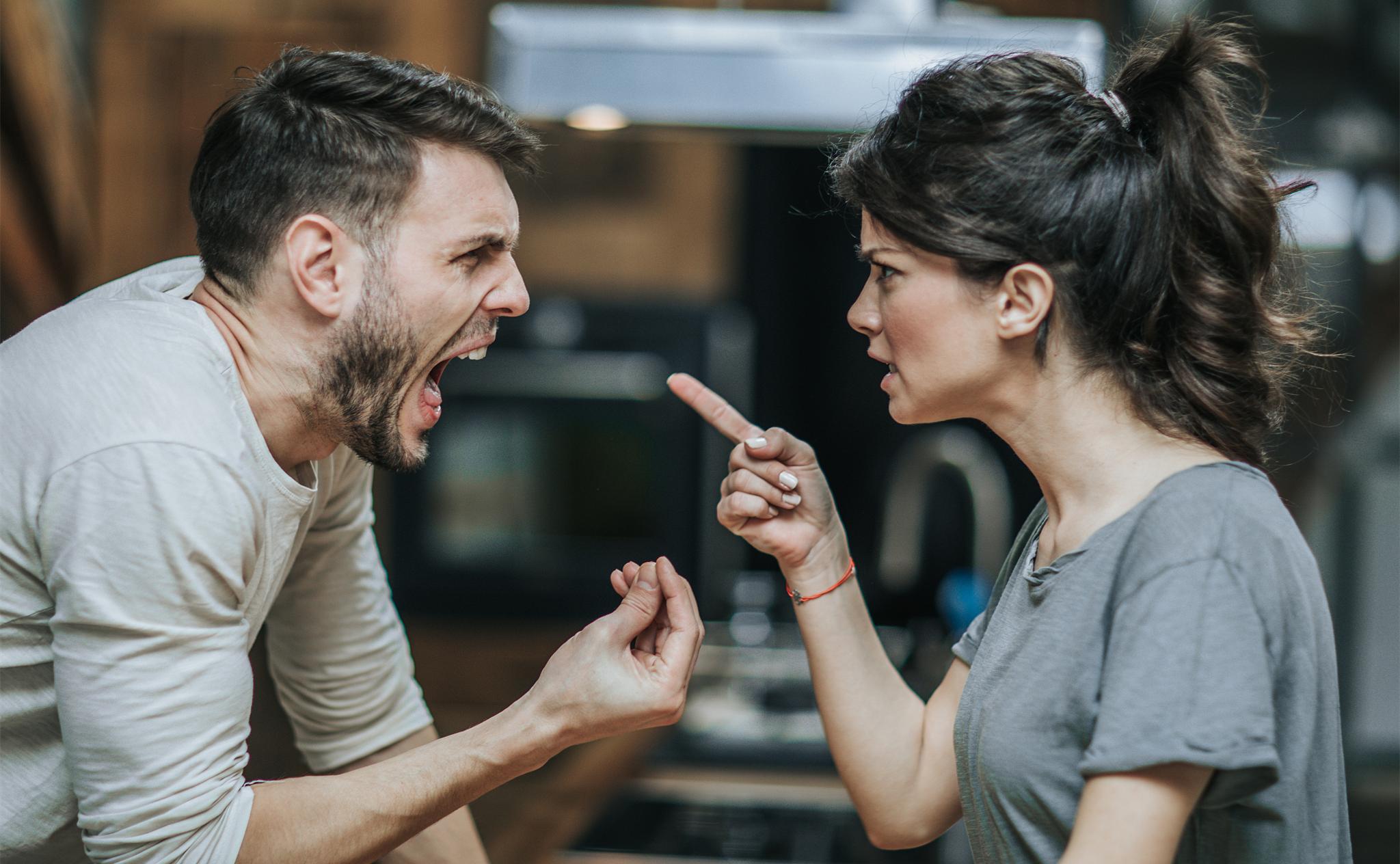 退休教师补课被举报有什么后果,退休老教师假期补课被举报