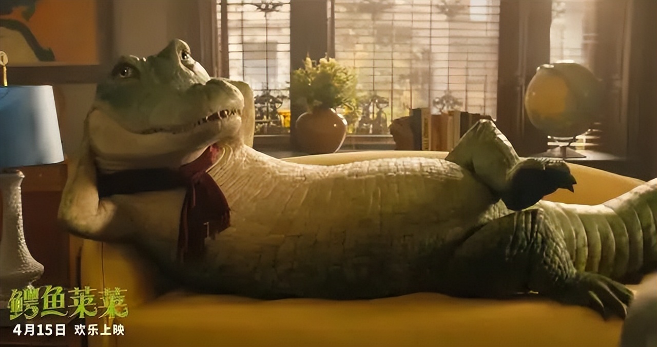 全体起立！4月的电影院，简直炸瞎我的狗眼