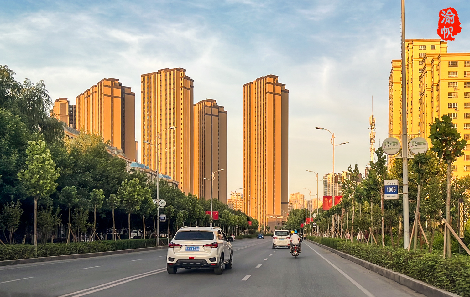 新疆喀什一座崛起的国际大都市,大美南疆和北疆