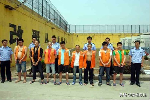 斩断魔爪——微山湖畔系列抢劫强奸案侦破纪实