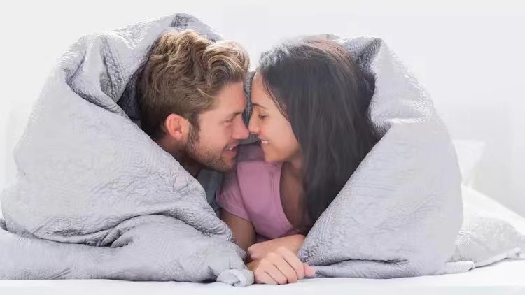 女性*处私**的润滑液是如何产生的？如何改善*处私**干燥？医生告诉你