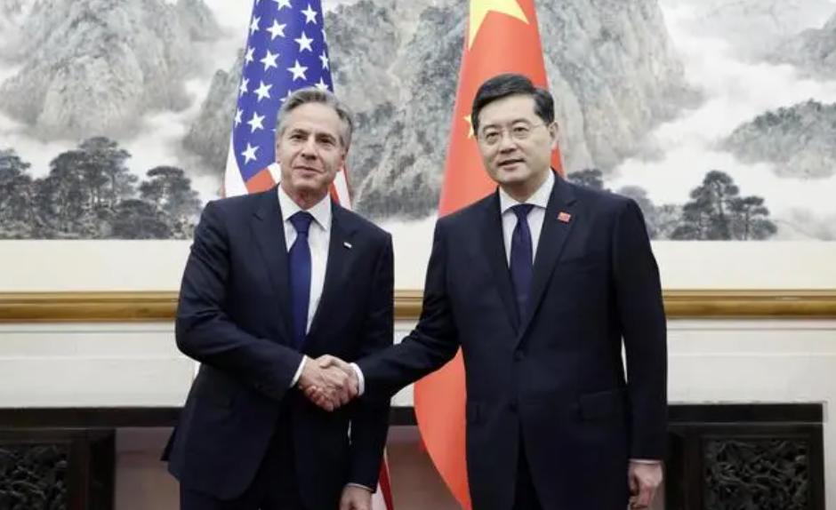 中方答复不出所料，美派大规模代表团窜台，转头却邀秦刚赴美做客