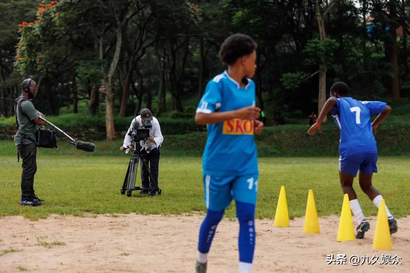 卢旺达女子足球,对女足的支持