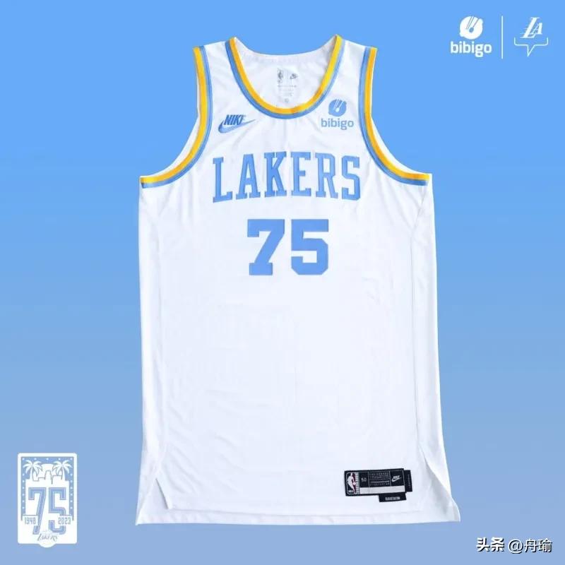 NBA早报：杜兰特交易因纳什，湖人发布75周年球衣，AI版历史最佳