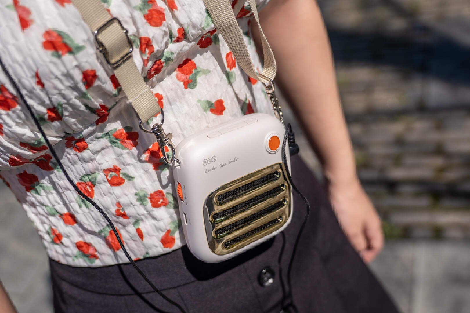 qcymx1扩音器,音响小蜜蜂无线麦克风