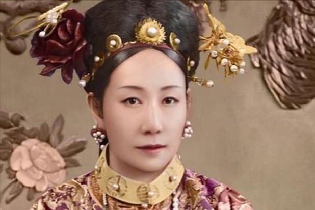 三岁半小孩入睡,三岁小孩就当了皇上