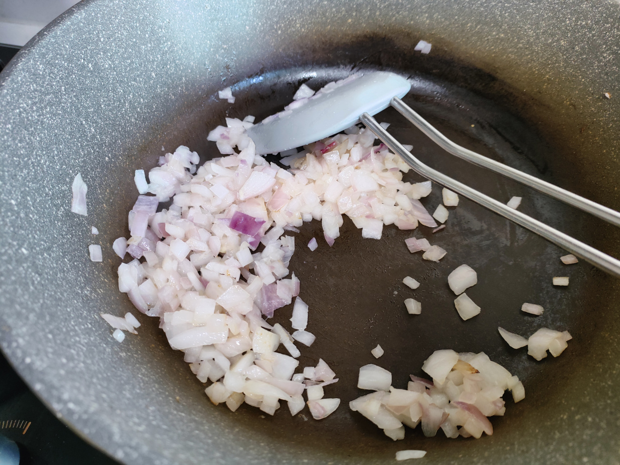 别再买肉饼吃了！自己做吧，比牛排还好吃，0添加还不花钱