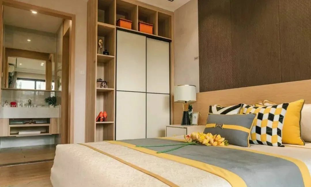 番禺大学城南「学畔公馆」广州稀缺70年收益公寓总价30万起