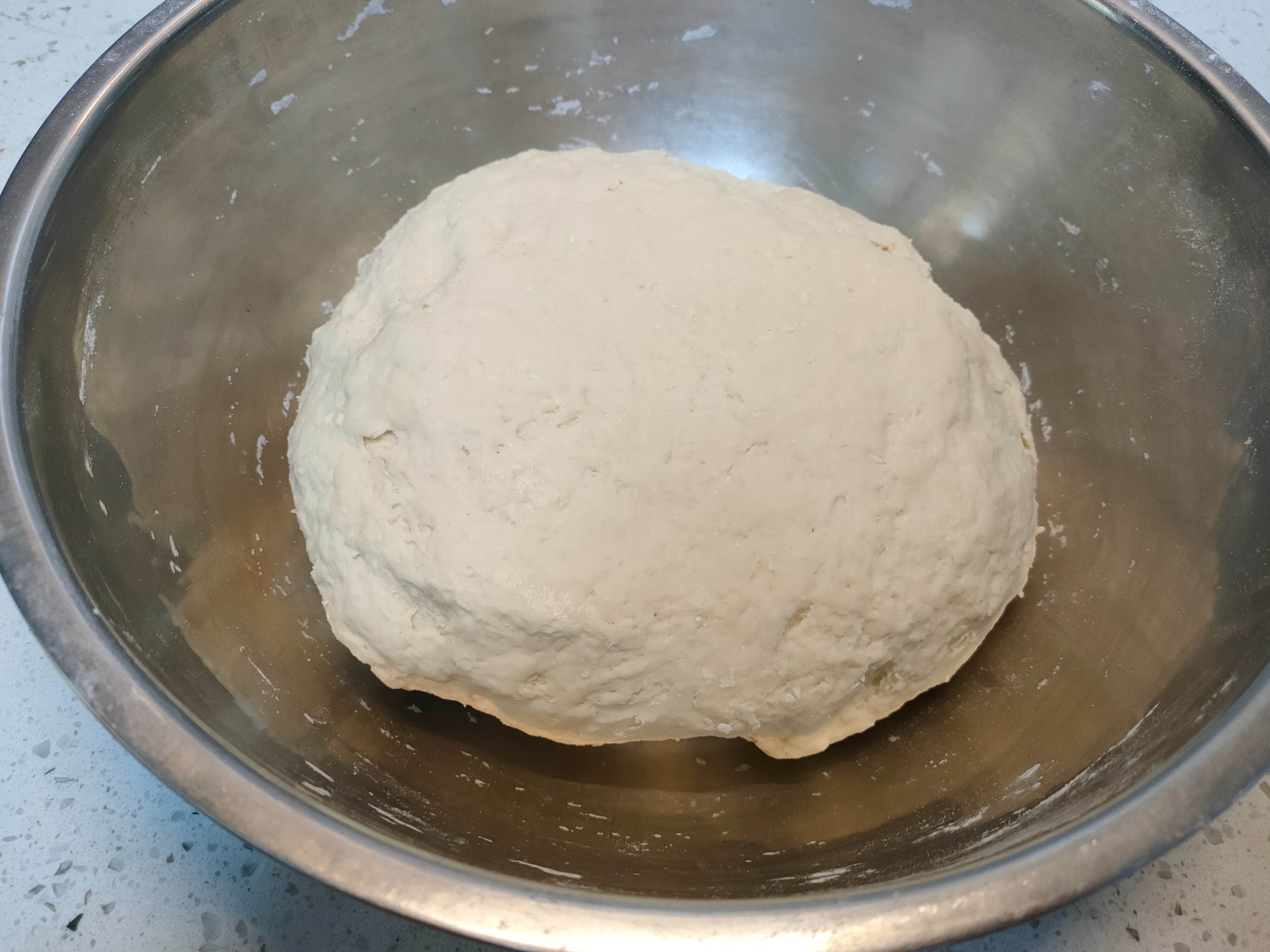 蒸馒头的酵母有危害吗,蒸馒头酵母粉放多了有什么危害