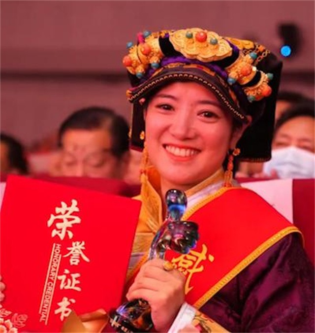 四川姑娘放弃高薪坚守大山,四川女孩嫁藏族小伙放弃百万年薪