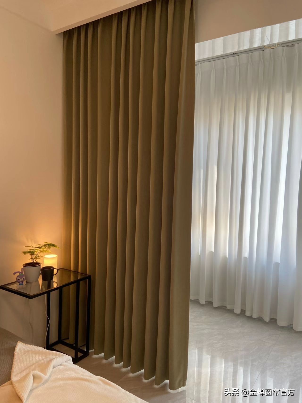 窗帘怎么选颜色才好看,窗帘选购技巧窗帘的搭配