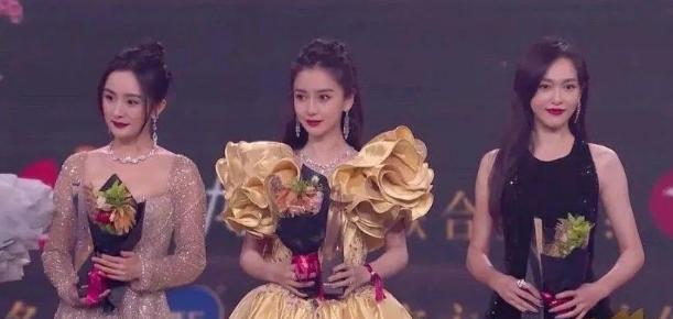 4对闹崩的塑料姐妹花：真情假意难辨，翻脸比翻书还快