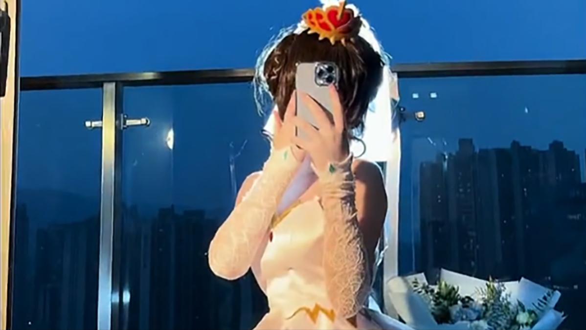 井川里予和六尾直播回放,井川里予直播首秀