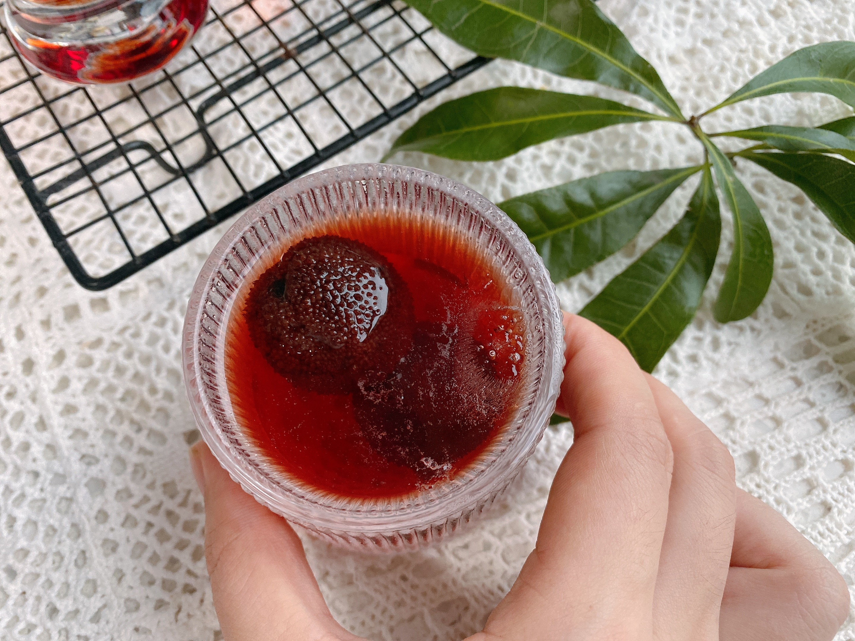 用来泡美味的杨梅酒,下雨天如何泡杨梅酒好呢