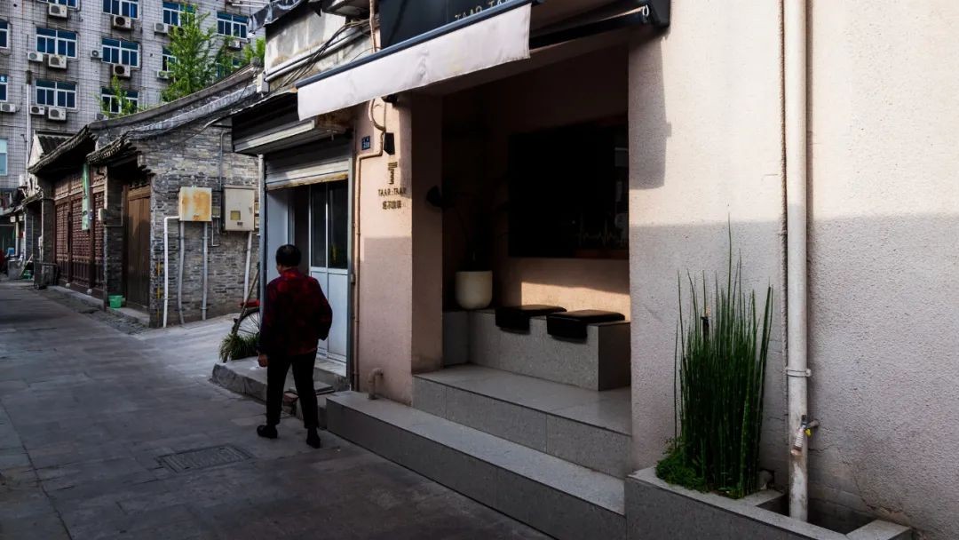 一条街里的卧虎藏龙,东关街里的小巷子别有一番风味