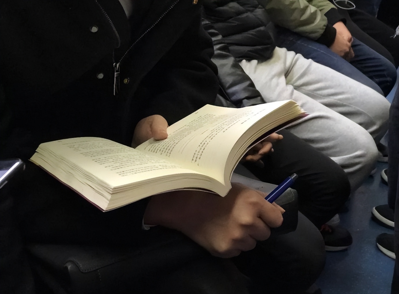 专科生考公务员有机会上岸吗,考公铁饭碗真的那么重要吗