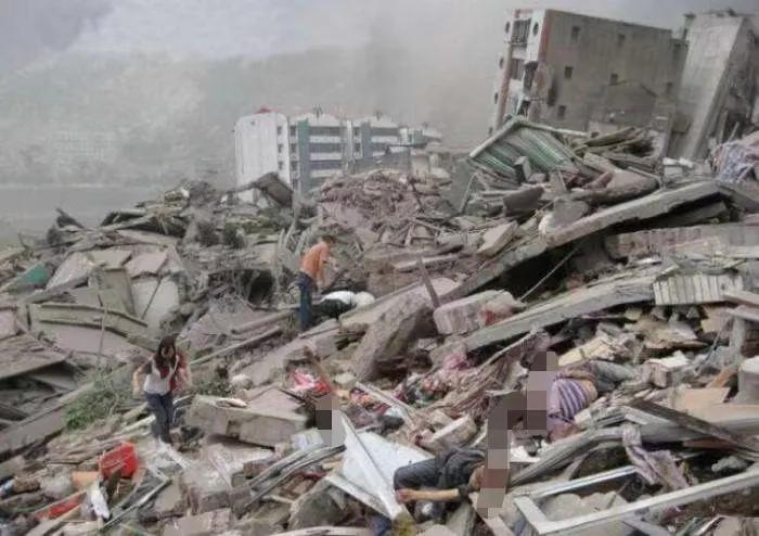 胆小匆进，盘点最近50年死亡上万人的大地震