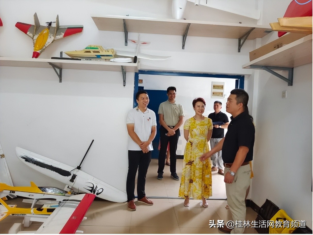 中国科学院院士题字,中科院院士为我市师生作科普报告