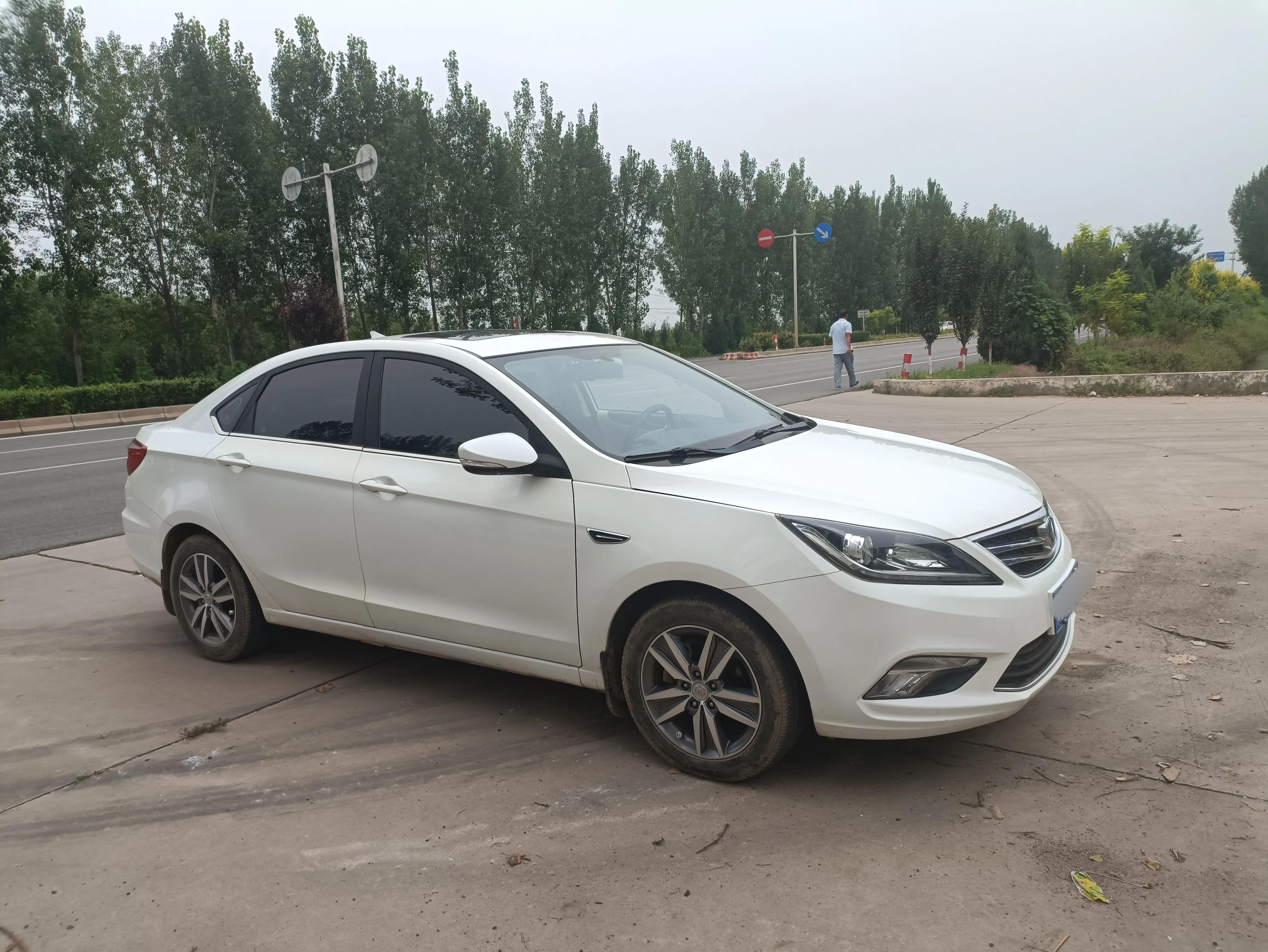 逸动plus油耗车主真实油耗,逸动车油耗怎么看