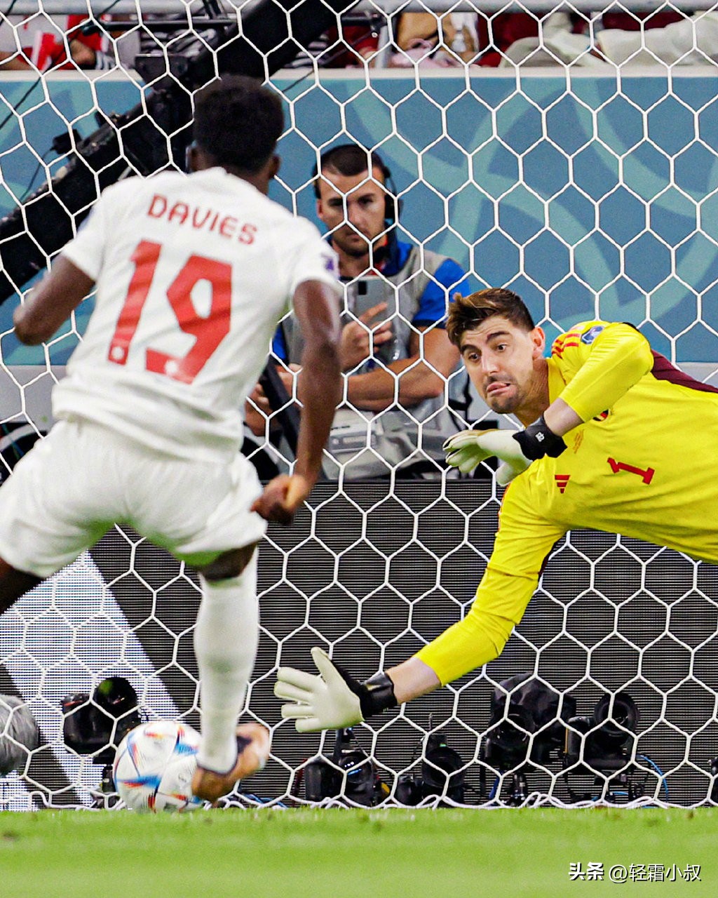 做着核酸,看着世界杯,吃着汪小菲大S的瓜,这个星期就过去了