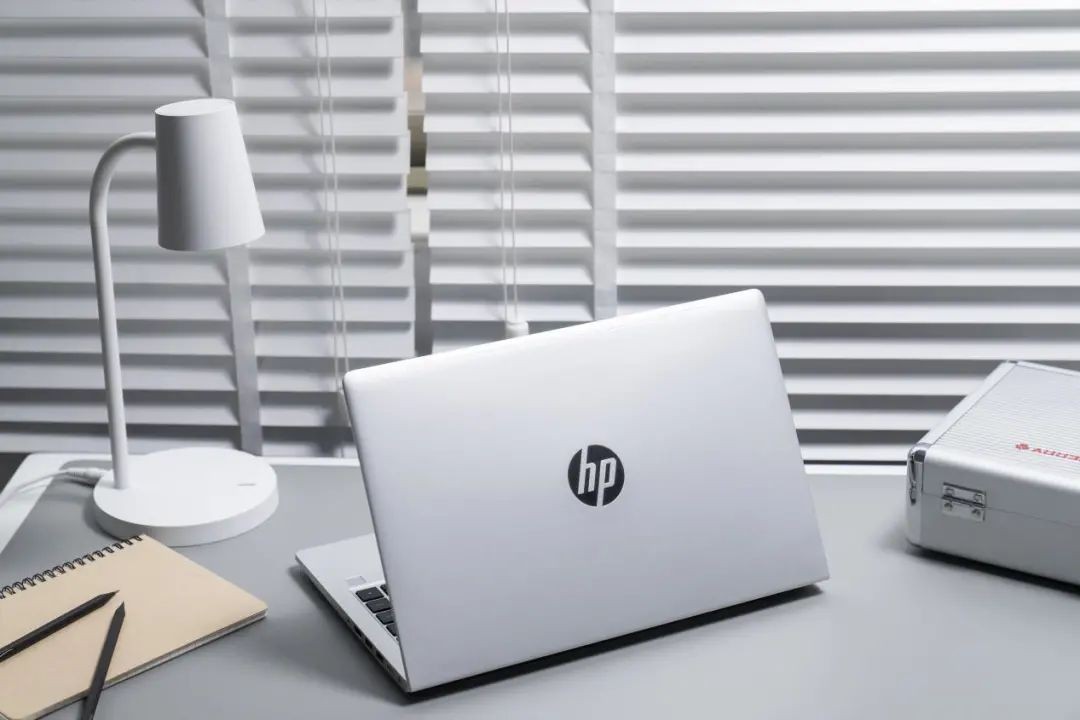 惠普战66和thinkpadt14哪个好,惠普战66和荣耀magicbook14对比